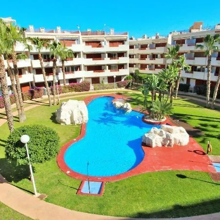 Inviting 2 Bedroom Apartment *